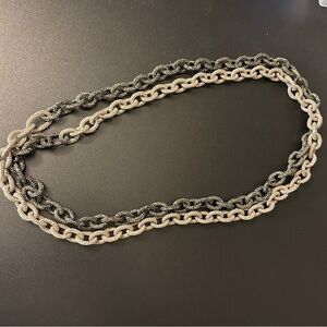 Chain Glittery Infinity Statement necklace Tri-colored silver, back and gold